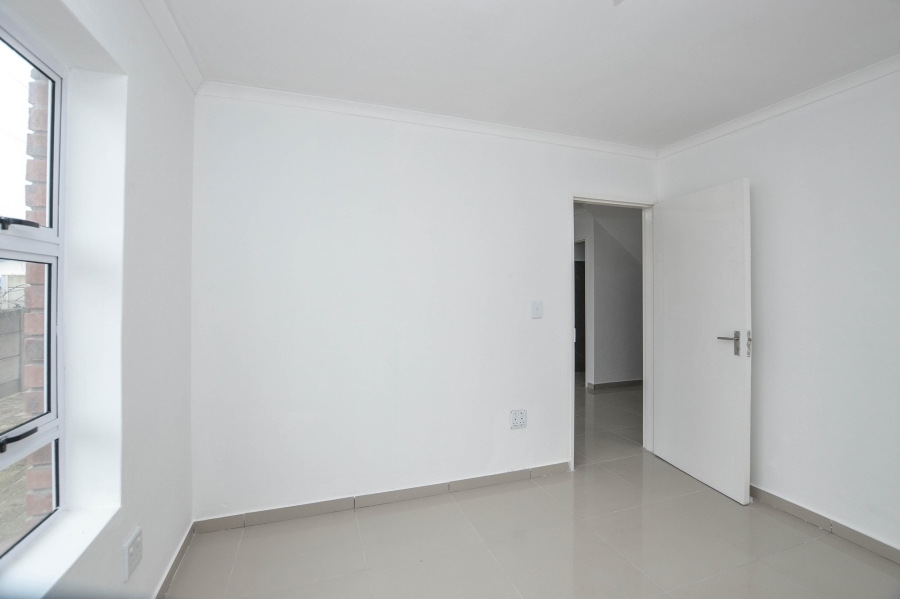 22 Bedroom Property for Sale in Oakdale Western Cape
